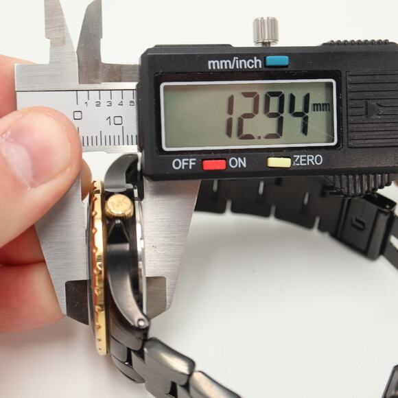 Michael Kors Mens Black Gold Tone Date 42mm Watch Date 6.5" Bracelet New Battery - Picture 3 of 11